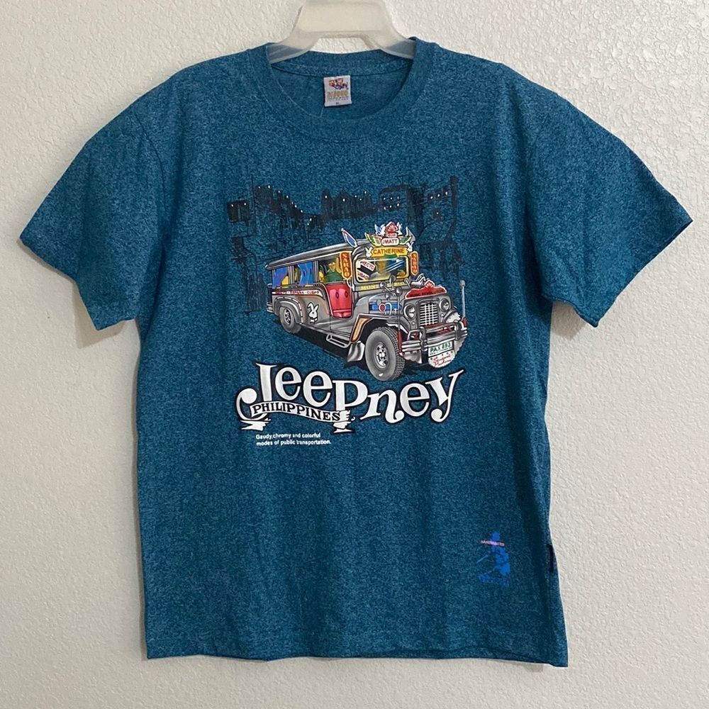 DIBUHO Men’s T Shirt with Hand-painted Jeepney  Print Size XL. NWT